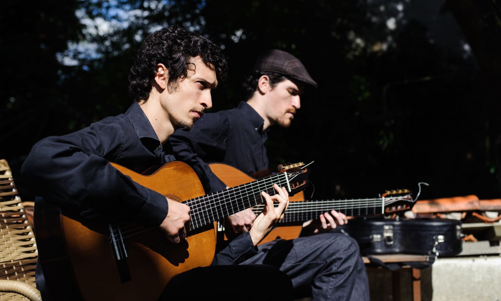 Guanduo faz vaquinha para finalizar disco Música Disfarçada de Gente - Guanduo (Eduardo Pinheiro e Juliano Câmara)