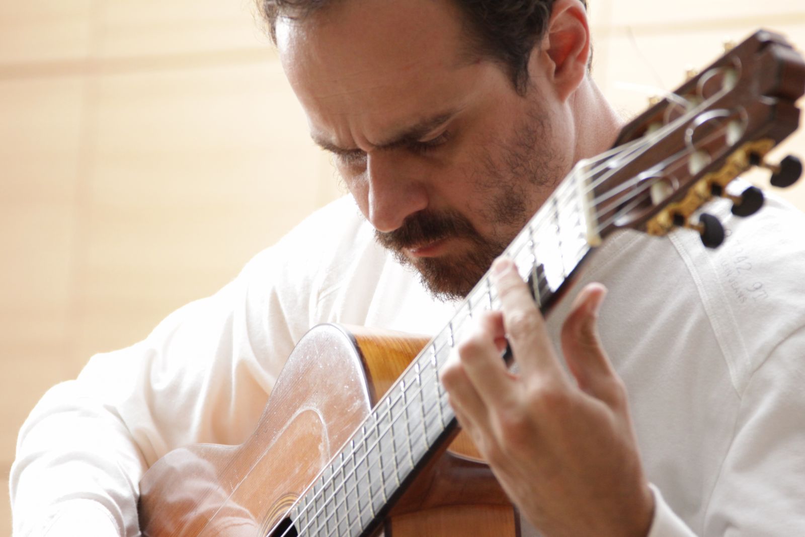 Violonista Tabajara Belo faz workshop em Brasília