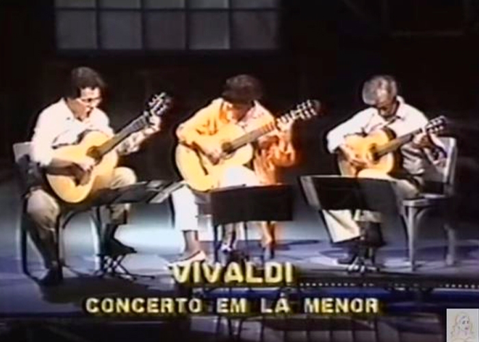 Capa do vídeo Concerto em Lá menor - Allegro (Vivaldi) - Violão Câmara Trio