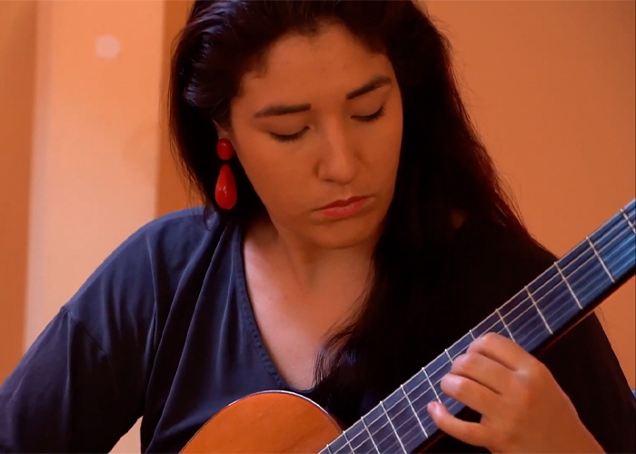 Capa do vídeo Anjo by Élodie Bouny