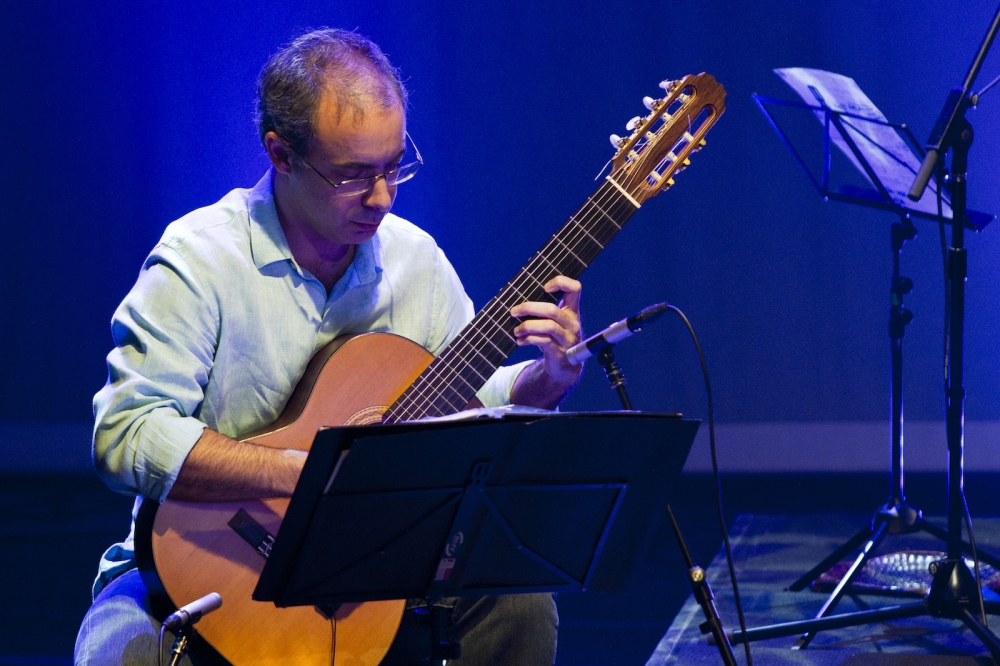 Carlos Chaves descreve como criou música selecionada do Concurso Novas 3. Baixe a partitura