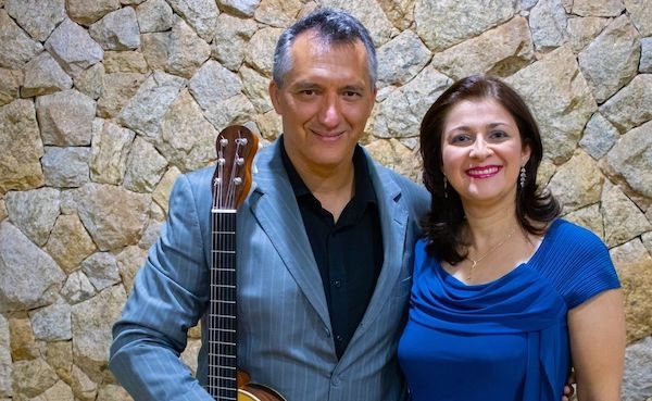 Violonista Marcelo Fernandes e a cantora Ana Lúcia Gaborim fazem recital na Academia Brasileira de Letras, no Rio