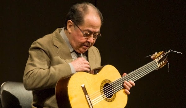 Geraldo Ribeiro lança álbum de partituras com transcrições de músicas de Ernesto Nazareth para violão solo
