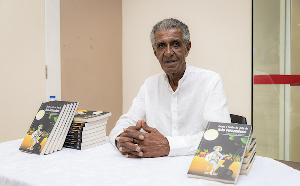 Morre o pesquisador José Leal, biógrafo de João Pernambuco, aos 77 anos no Recife