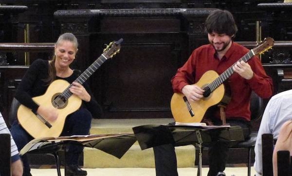Surge uma nova sala para recitais de violão em Copacabana, no Rio de Janeiro
