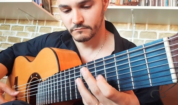 O flamenco, o clássico e o popular nos ebooks e DVDs online do violonista italiano Diego Salvetti