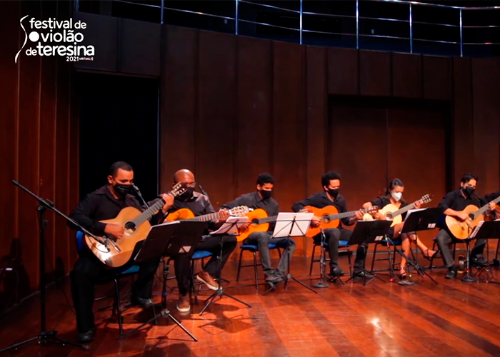 Capa do vídeo Orquestra de Violões de Teresina - Canários (Gaspar Sanz) - Festival Teresina