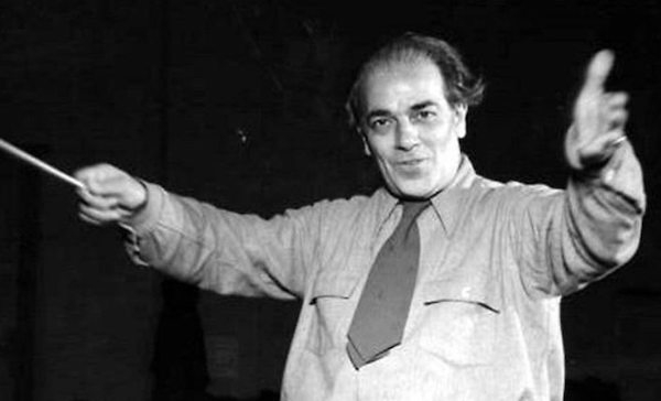 O Concerto para Violão e Pequena Orquestra de Villa-Lobos, por Leonardo Amorim