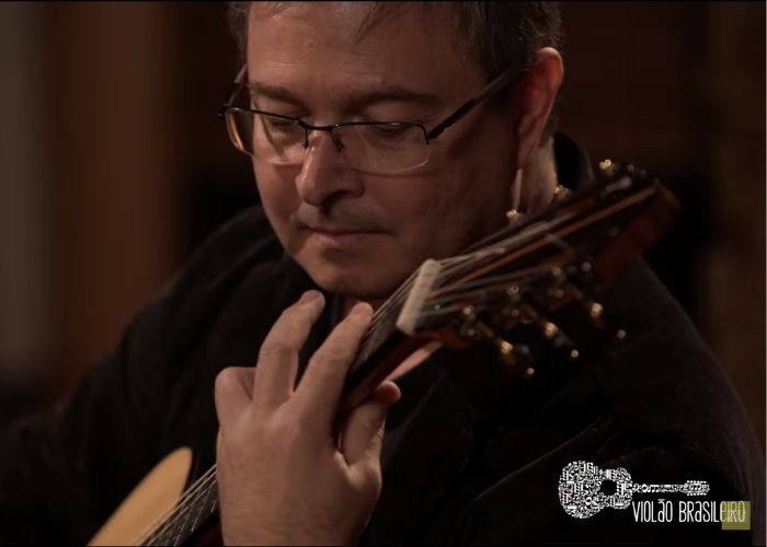 Capa do vídeo Camilo Carrara - Haha no Uta (Canção da Mãe) - violão brasileiro