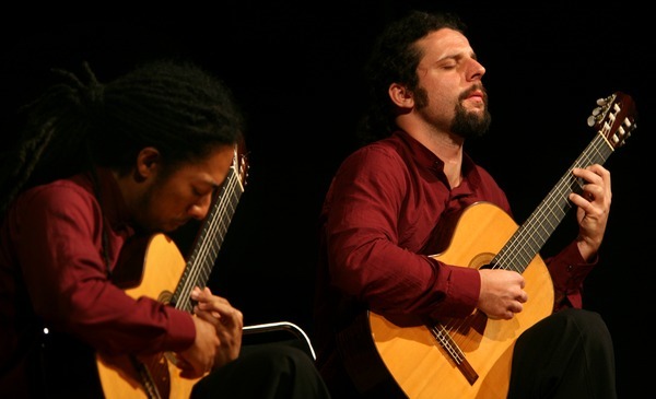 Brasil Guitar Duo