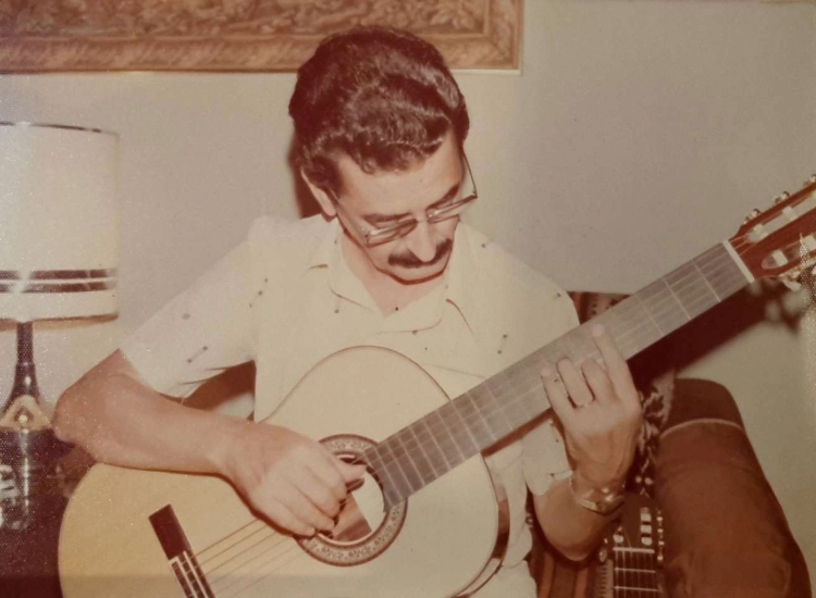 O violonista Milton Nunes e a sua atuação como intérprete, professor e compositor por Stephen Bolis
