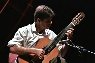 Ricardo Pauletti Trio inaugura nesta quinta (23) a série de shows do Seminário de Itajaí