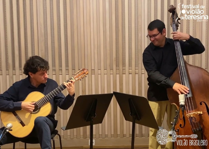 Capa do vídeo Duo Alieksey Vianna e Roberto Koch - Velhos Mitos e Montanhas Distantes (Alieksey Vianna)