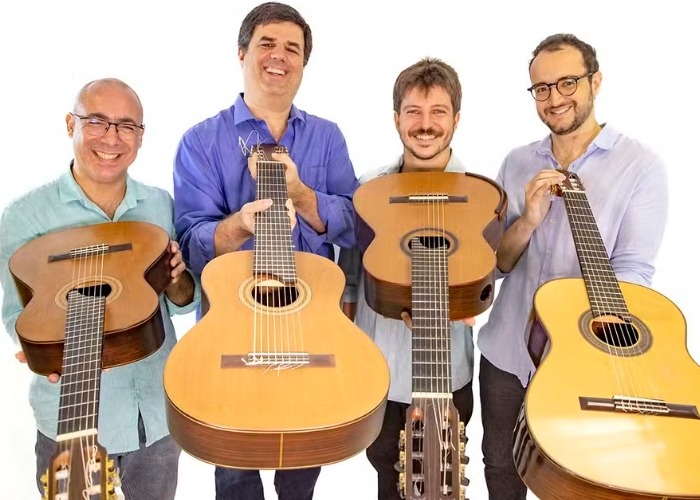 Capa do vídeo Ernesto Nazareth - Pairando - série video-partituras - arranjo de Paulo Aragão - Maogani
