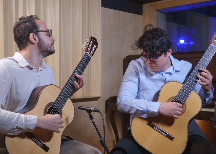 Capa do vídeo Rio Guitar Duo - Meu Pai (Guinga) - Violão Brasileiro